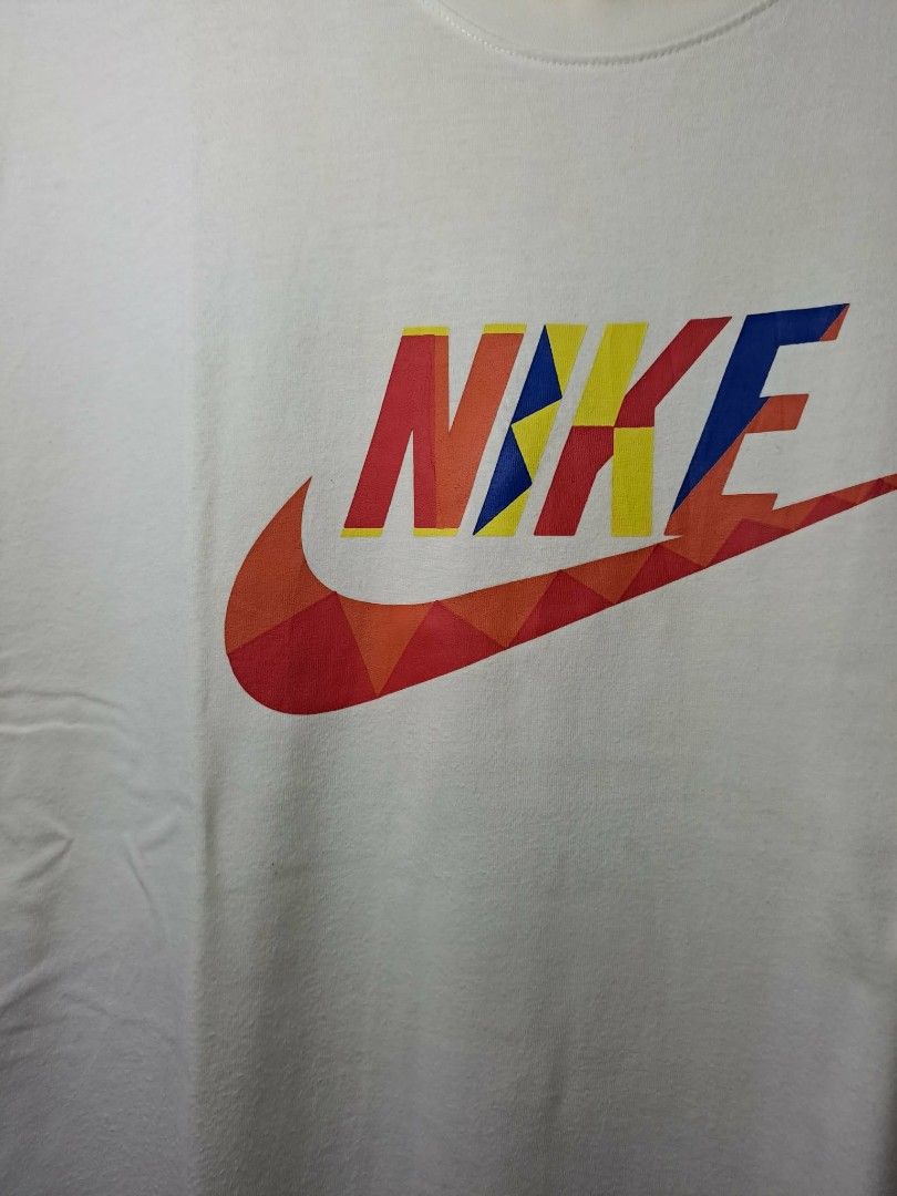 Nike NSW HBR Spring Break Oversized (Category: Tshirts & Polo Shirts ) located in Manila. Submitted by yaseen__73 (Listing ID 1463521972, Image 2). Description: Nike NSW HBR Spring Break T-Shirt in white/sail With Back Hit JUST DO IT Wearing Size : XL - XXL Dimensions : See Photo Color Rate : 9.5/10 Needs Re - Wash (With Washable Stain) In Excellent Condition 400.00 Shipped Via J&T Express Around Metro Manila MOP : G C A S H B A N K T R A N S F E