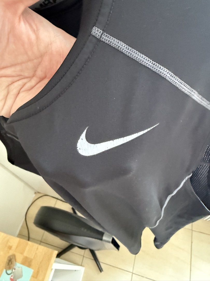 Nike Pro Combat Sleeveless Training Top Black (Category: Activewear) located in Makati City. Submitted by imtheseller001 (Listing ID 1463371690, Image 2). Description: - Black Nike Pro Combat sleeveless top - Made with Dri-FIT material for sweat-wicking - Ideal for training, workouts, and various sports activities - Features Nike swoosh logo on the chest - Pro Combat branding on the back collar.