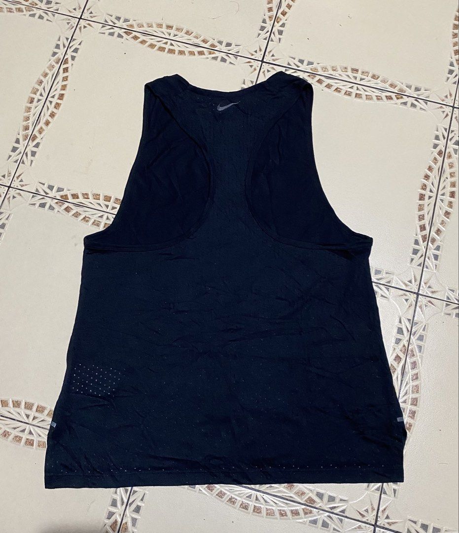 Nike running(womens) (Category: Activewear) located in Cebu City. Submitted by hustler_69 (Listing ID 1463444358, Image 3). Description: Nike running(womens) Size medium 17 width 23 length(24 longback) Excellent condition Details are all posted.