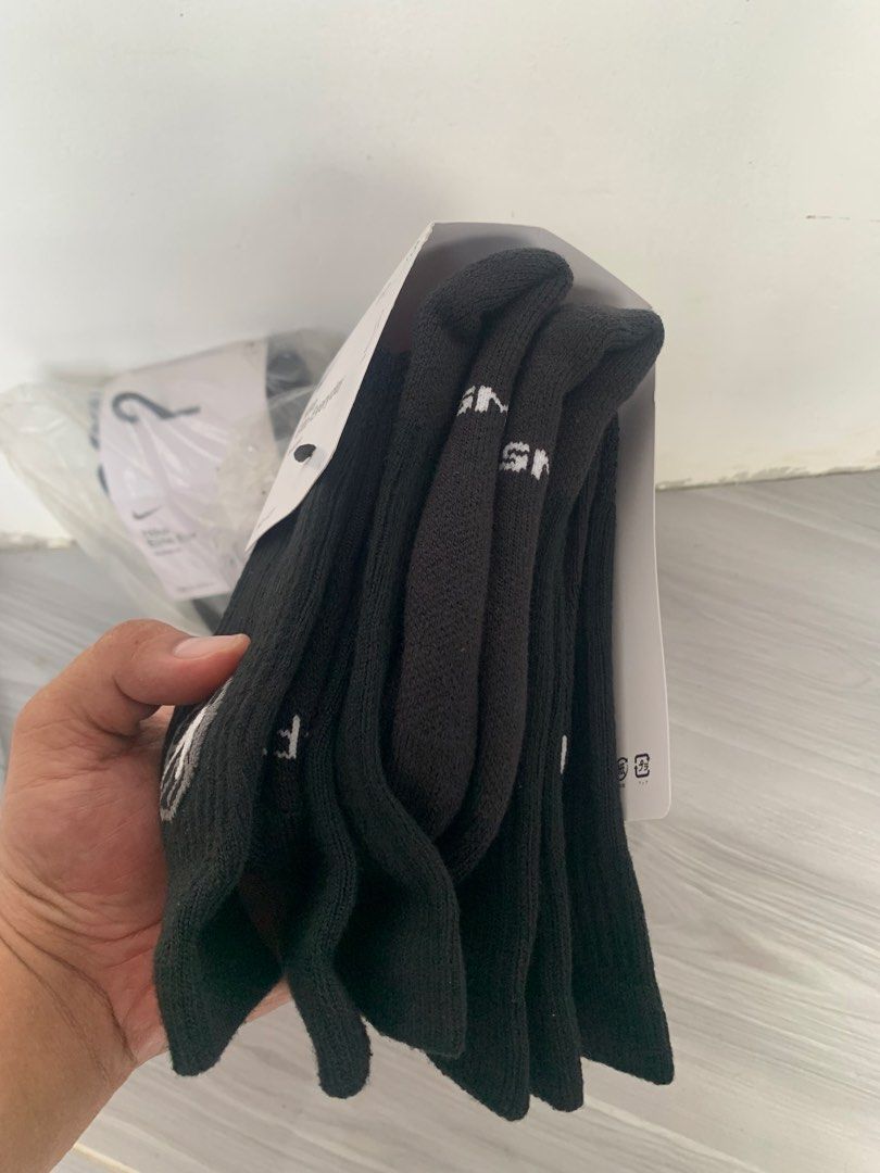Nike socks (Category: Shoe inserts & accessories) located in Bulacan. Submitted by rmfitsapparel (Listing ID 1463493547, Image 2). Description: Nike socks 3 pairs for 550php 4 set available Mod gcash/banktransfer Loc San miguel bulacan can ship via jnt or lbc.