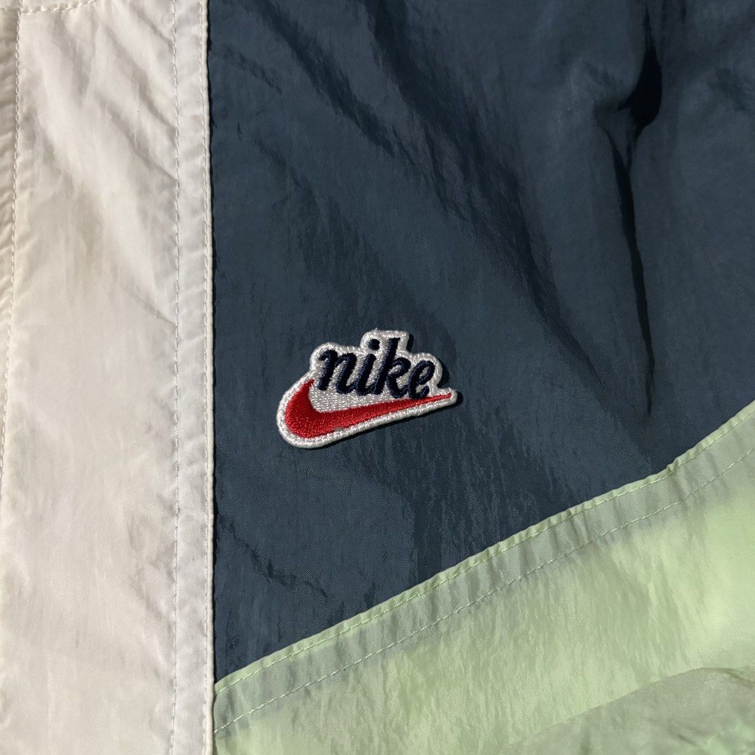 Nike Sportswear Windrunner Hooded Jacket (Category: Coats, Jackets and Outerwear) located in General Santos City (Dadiangas). Submitted by earl_chives (Listing ID 1463490446, Image 2). Description: Size Medium on tag Very good condition Minor flaws is stains Removed 3M reflectorized tapes on sleeves Not noticeable ( Hindi halata. ) Gen. Santos City location 795 only HMU.
