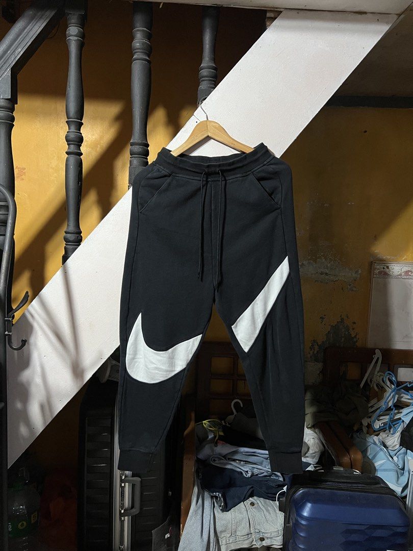 Nike Sweatpants Black Size S (Category: Joggers) located in Butuan. Submitted by nikthrift. (Listing ID 1463335069, Image 1). Description: - Brand: Nike - Item: Sweatpants - Color: Black - Size: S - Material: 80% Cotton, 20% Polyester (body); 100% Cotton (pockets) - Features: Drawstring waist - Waist Measurement: 65cm - Origin: Made in China.