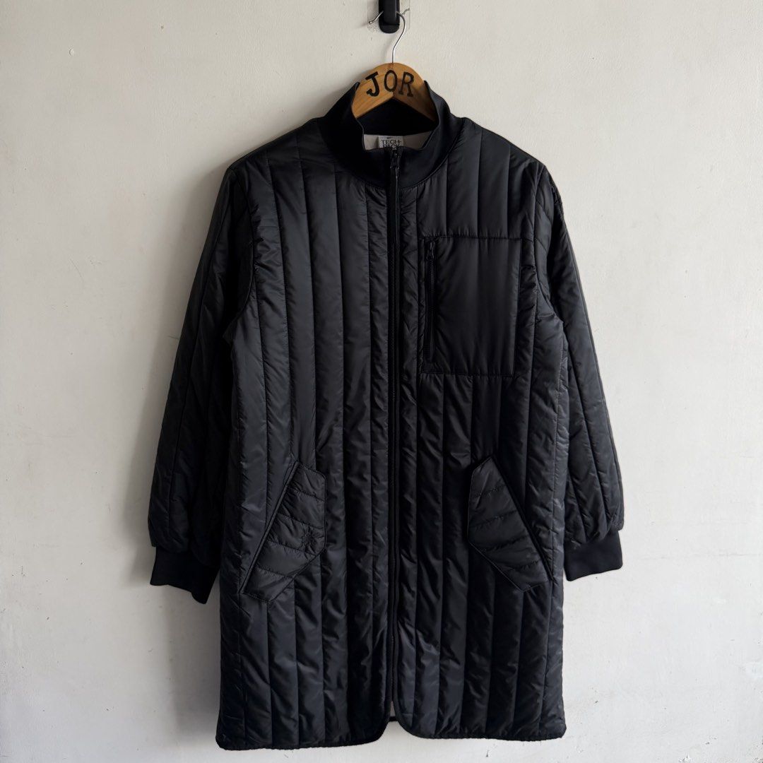 Nike Tech Pack Therma-Fit Parka Jacket (Category: Coats, Jackets and Outerwear) located in San Fernando. Submitted by jorjorr (Listing ID 1463389512, Image 1). Description: Nike Tech Pack Therma-Fit Parka Jacket Medium on tag 22 width 30 length Excellent to new condition No isaue P1,799.