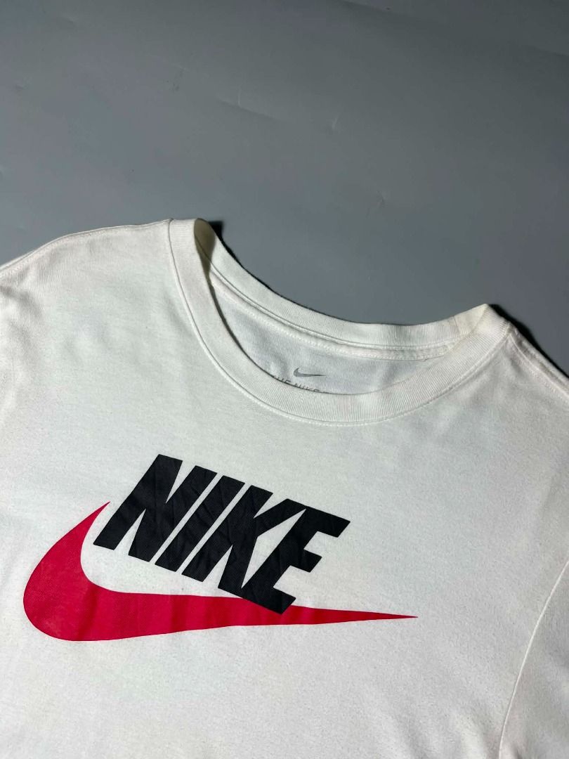 NIKE TEE (Category: Formal Shirts) located in General Santos City (Dadiangas). Submitted by arjay_genita (Listing ID 1463383332, Image 2). Description: Nike Tee ‼️Size Large (20/28) ‼️Excellent condition ‼️Color rate 9.5./10 ‼️Need Wash.