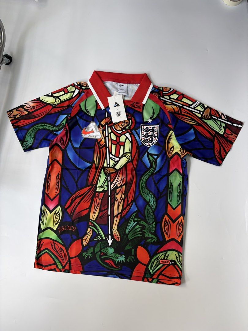 NIKE X PALACE ENGLAND (Category: Tshirts & Polo Shirts ) located in Quezon City. Submitted by one2onemnl (Listing ID 1463363687, Image 2). Description: Brandnew with hangtags No issue Complete tags Size: Large 22x29 Dm to purchase 📩.