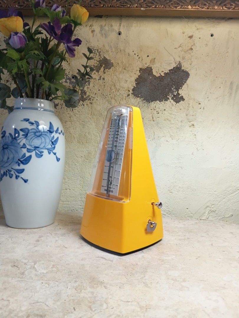 Nikko Seiki Metronome (Category: Musical Instruments) located in Marikina City. Submitted by brandodracu (Listing ID 1463550984, Image 2). Description: good condition made in japan.