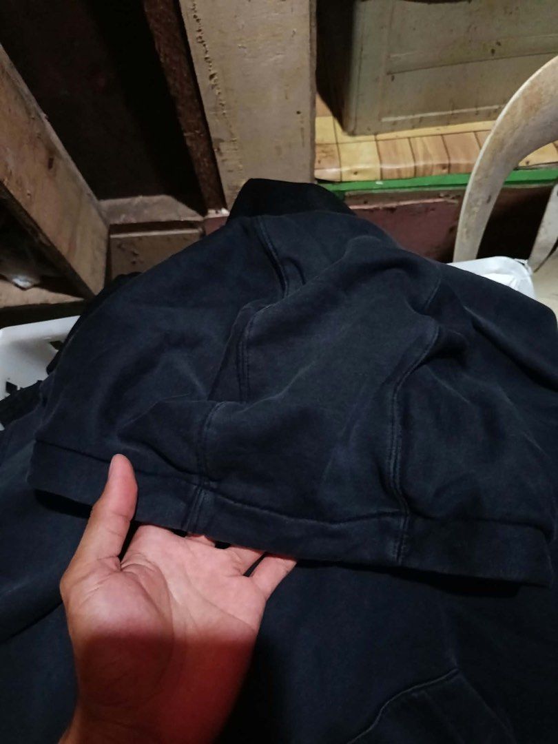 nile jacket (Category: Hoodies) located in Quezon. Submitted by rnnl88 (Listing ID 1463439928, Image 2). Description: bike hoodie jacket color-9.5/10 excellent condition .