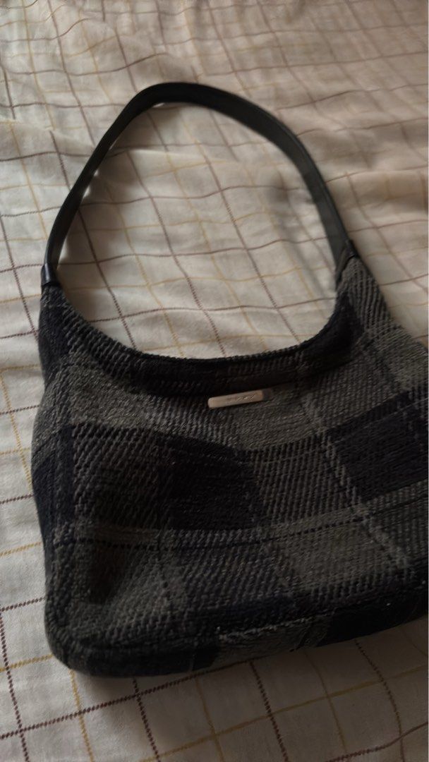 Nine West Checkered Shoulder Bag with Leather Strap (Category: Shoulder Bags) located in Pasig City. Submitted by adiuhsa (Listing ID 1463362101, Image 1). Description: nine west shoulder bag (negotiable) dm for inquiries - very spacious .