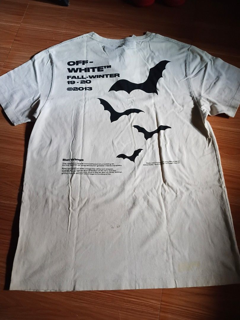 Off-White Bats Print Slim Tee (Category: Tshirts & Polo Shirts ) located in Bulacan. Submitted by darrensthrift (Listing ID 1463377753, Image 3). Description: NEGOTIABLE❗️❗️ Size L on tag L31 W22 Issue: Stains 📍SJDM, BULACAN.
