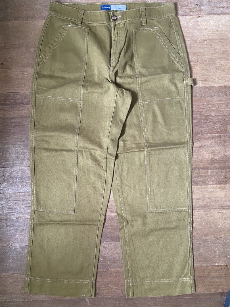 Old Navy Double Knee Carpenter Pants (Category: Jeans) located in Bulacan. Submitted by _naek_ (Listing ID 1463390534, Image 1). Description: waist - 38 length - 43 hem - 9.5.