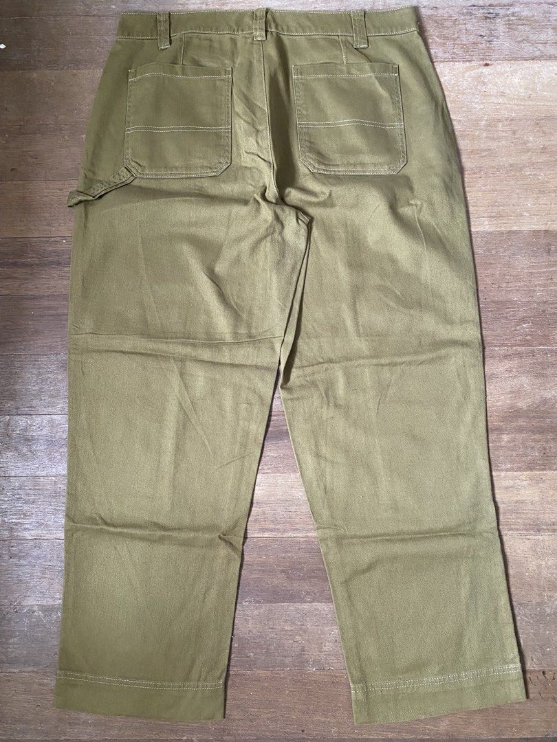 Old Navy Double Knee Carpenter Pants (Category: Jeans) located in Bulacan. Submitted by _naek_ (Listing ID 1463390534, Image 2). Description: waist - 38 length - 43 hem - 9.5.