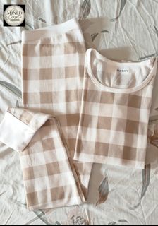 (Category: ) located in . Submitted by themixedclosetbypau (Listing ID 1463550254, Image 1). Description: .