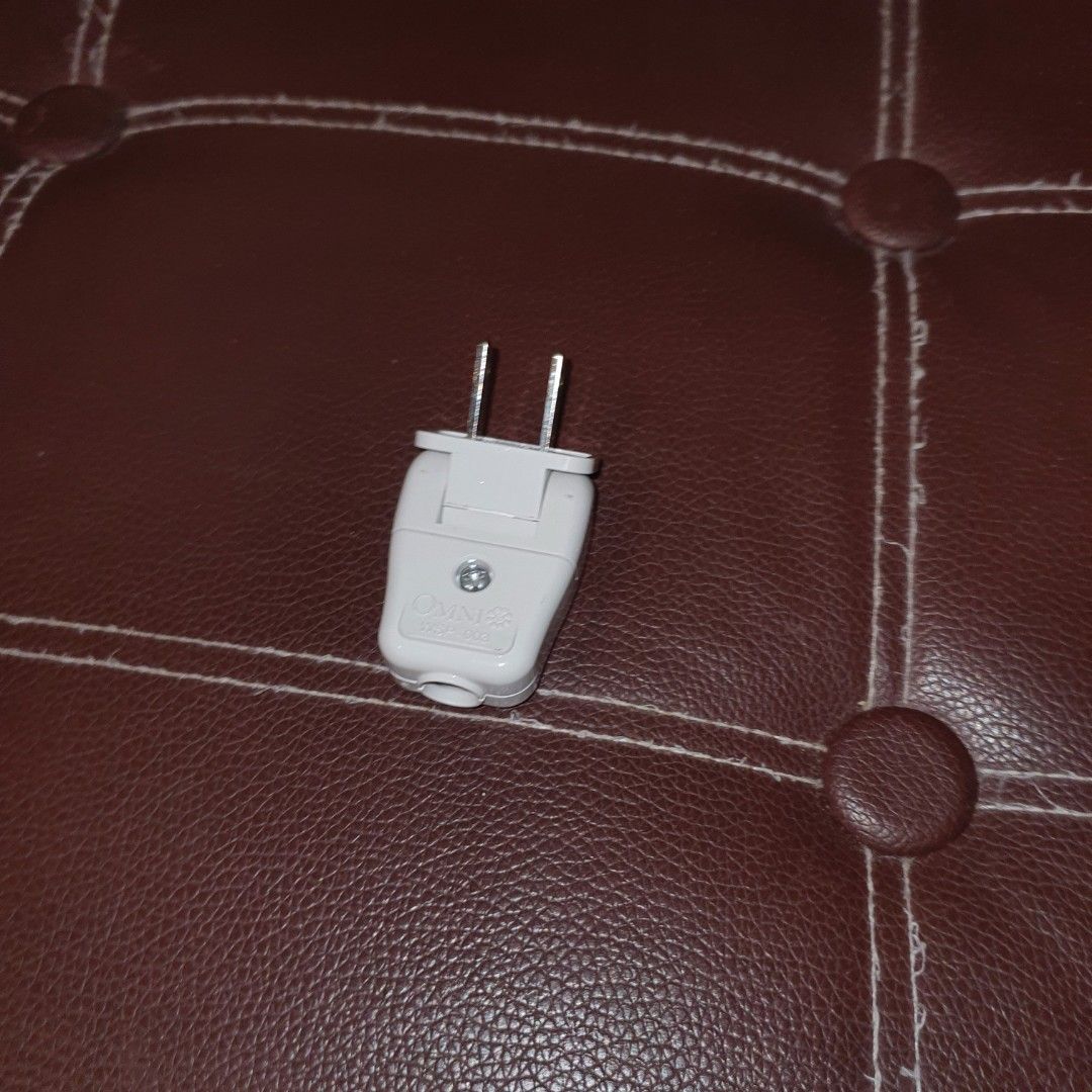 Omni swing type plug (Category: Craft Supplies & Tools) located in Manila. Submitted by bargain-master (Listing ID 1463327673, Image 1). Description: .