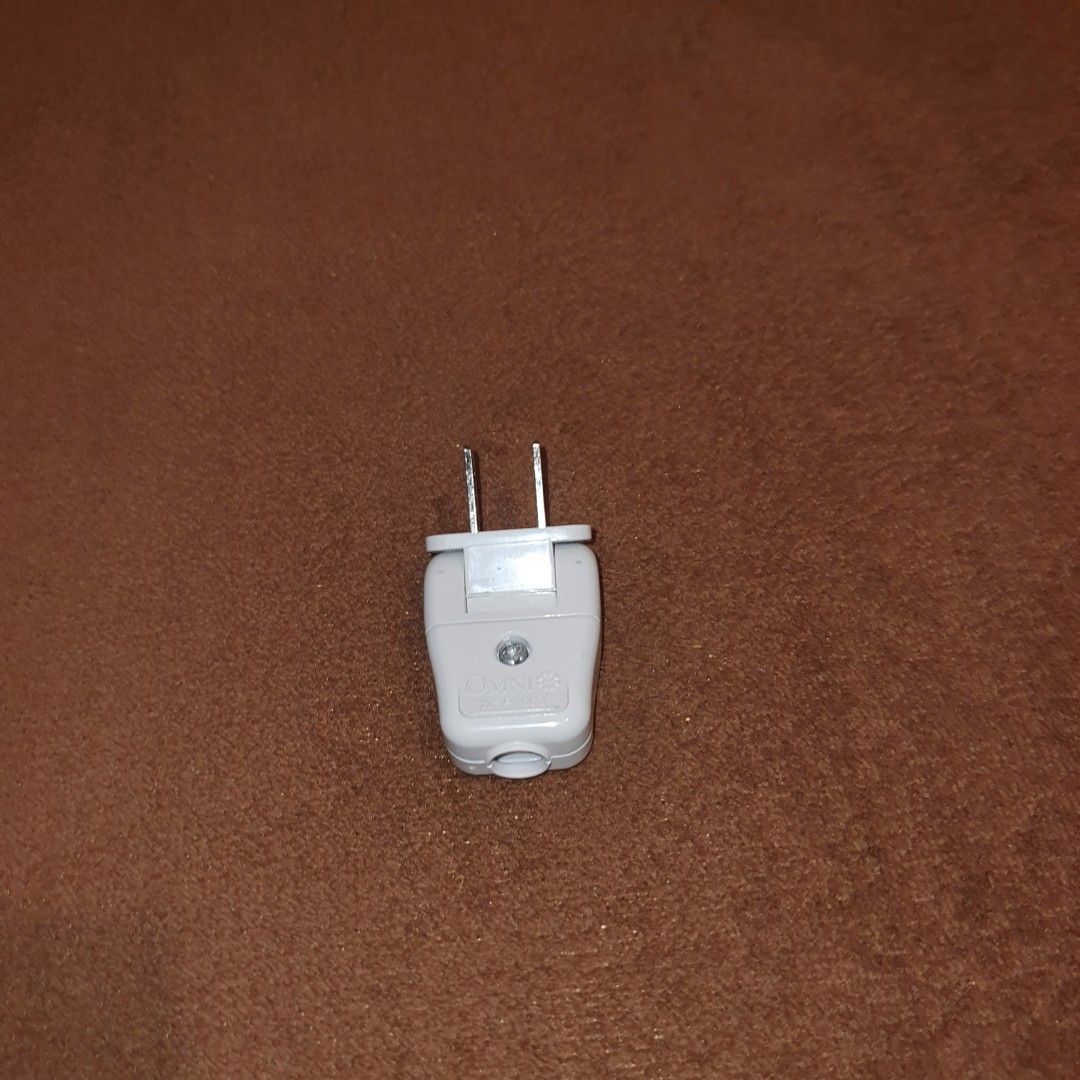 Omni swing type plug (Category: Cleaning Tools & Supplies) located in Manila. Submitted by mr.fast (Listing ID 1463329604, Image 1). Description: .