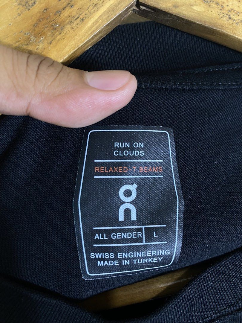 On cloud (Category: Tshirts & Polo Shirts ) located in Cebu City. Submitted by cjakosalem02 (Listing ID 1463371153, Image 3). Description: .