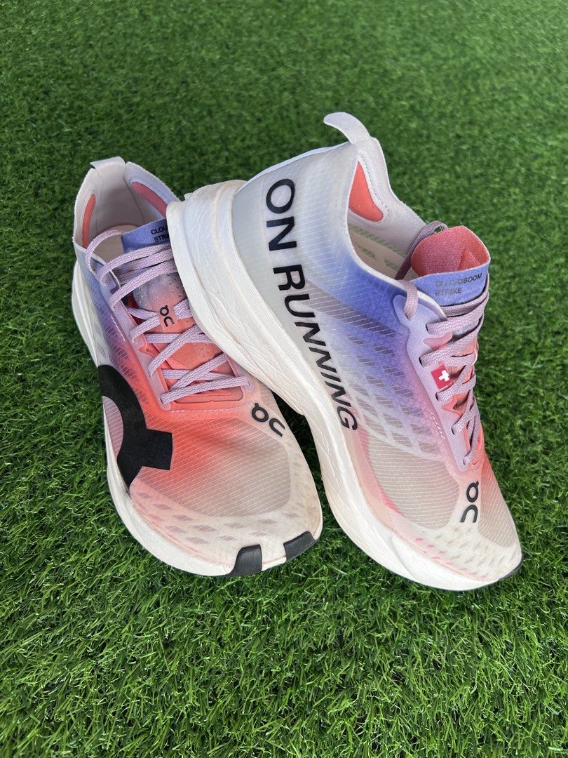 On Cloud Boom Strike size US W 7 (Category: Sneakers) located in Quezon City. Submitted by projectprelovedreloved (Listing ID 1463382759, Image 2). Description: On Cloud Boom Strike size US W 7 Authentic. Store bought. Personal item not Ukay. RFS Wrong Size Price P4,800 +SF First to pay gets the item. Preloved item sold as is. No return, exchange, or refund. Posted in other groups. .