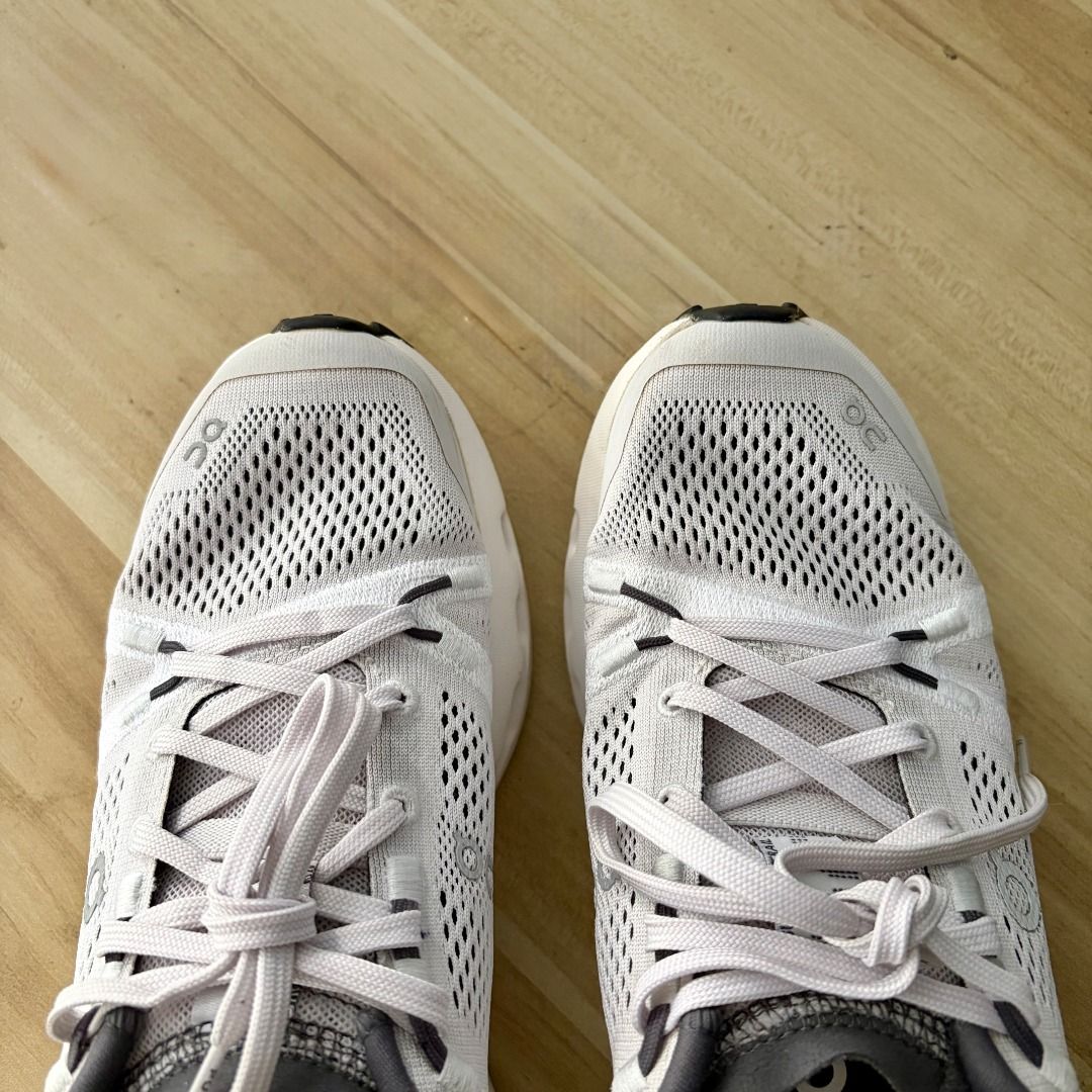ON Cloudsurfer Trail Running Shoes (Category: Sneakers) located in Bulacan. Submitted by jecsdotcom (Listing ID 1463405574, Image 3). Description: Hi! I am selling my On Cloudsurfer Trail Used, but no issues and still in good condition Nagamit lang po ito to some running events Size: US 5.5 (womens) / 22.5 cm No Box.