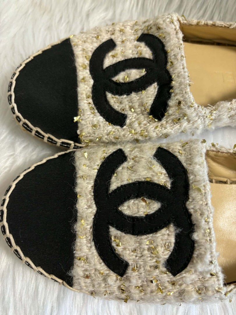 Orig Chanel Espadrille size 6 (Category: Sneakers & Footwear) located in Manila. Submitted by calmforest-007b69 (Listing ID 1463519530, Image 3). Description: .