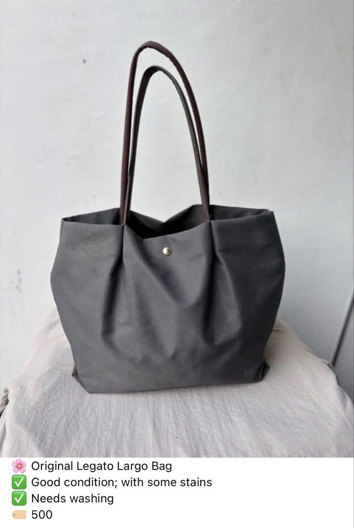 Original Legato Largo Grey Tote Bag (Category: Tote Bags) located in Manila. Submitted by dgzmnmariaeunice (Listing ID 1463437149, Image 1). Description: - Original Legato Largo tote bag - Color: Grey - Condition: Good overall, but has some stains and requires washing - Features: Plenty of interior space - Ideal for: Everyday use.