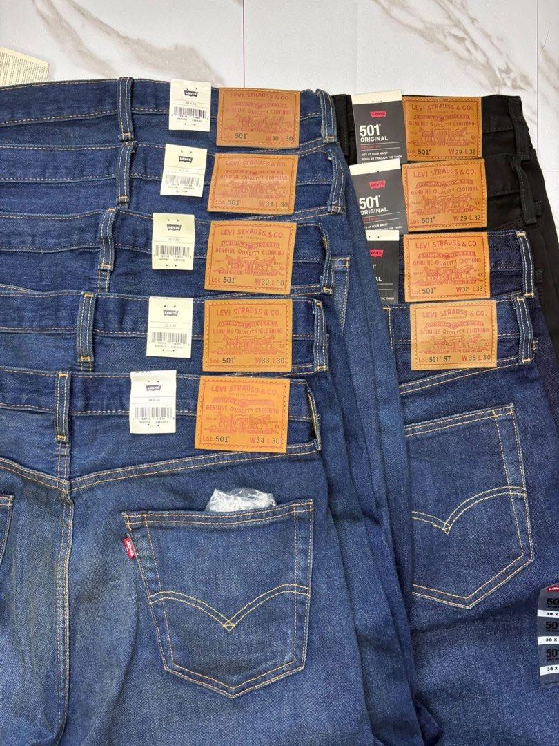 ORIGINAL LEVIS 501 PREMIUM (Category: Jeans) located in Manila. Submitted by prelovedseekerph (Listing ID 1463489555, Image 1). Description: ORIGINAL LEVIS 501 PREMIUM ✅ from the USA ✅ Original & Brand new Limited lang ang stocks. Paunahan nalang ALMOST ALL SOLD‼️.