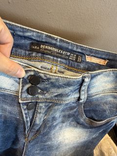 (Category: ) located in . Submitted by cspshop3938 (Listing ID 1463386046, Image 1). Description: .
