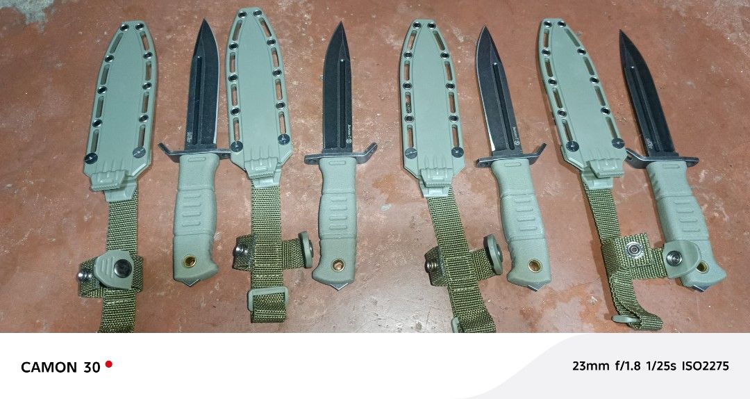 Outdoor knife (Category: Craft Supplies & Tools) located in Manila. Submitted by forgeone060126 (Listing ID 1463481700, Image 1). Description: Available for pick up and lalamove. ₱950 each and if take all ₱3600 nalang. Medyo may kalawang lang ng maliliit..