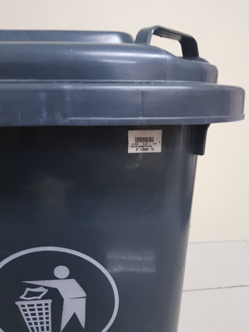 Outdoor Recycle Trash Can Plastic Garbage Bins Waste Trash Bin (Category: Outdoor Furniture) located in Quezon City. Submitted by parabellum_outlet (Listing ID 1463401128, Image 3). Description: 🗑️♻️ Keep Your Space Clean & Organized! 🌿✨ Meet the Outdoor Recycle Trash Can Plastic Garbage Bin — perfect for keeping your home, office, garden, school, or outdoor area neat and tidy! 💚 ✅ Durable Plastic Construction ✅ Ideal for Outdoor Use ✅ Spaciou