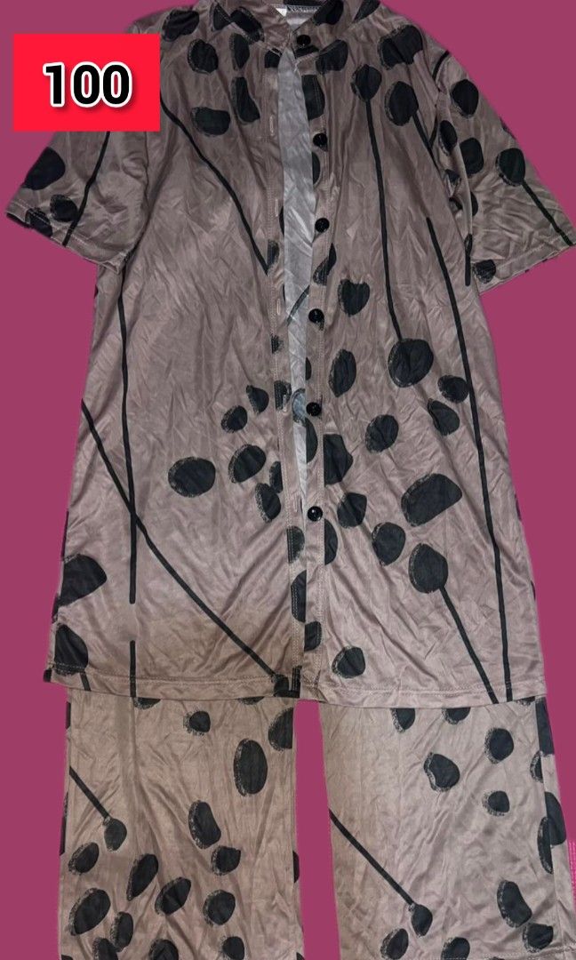 Pajama Set (Category: Sets or Coordinates) located in Rizal. Submitted by youngpenguin.ae303d (Listing ID 1463356054, Image 1). Description: .
