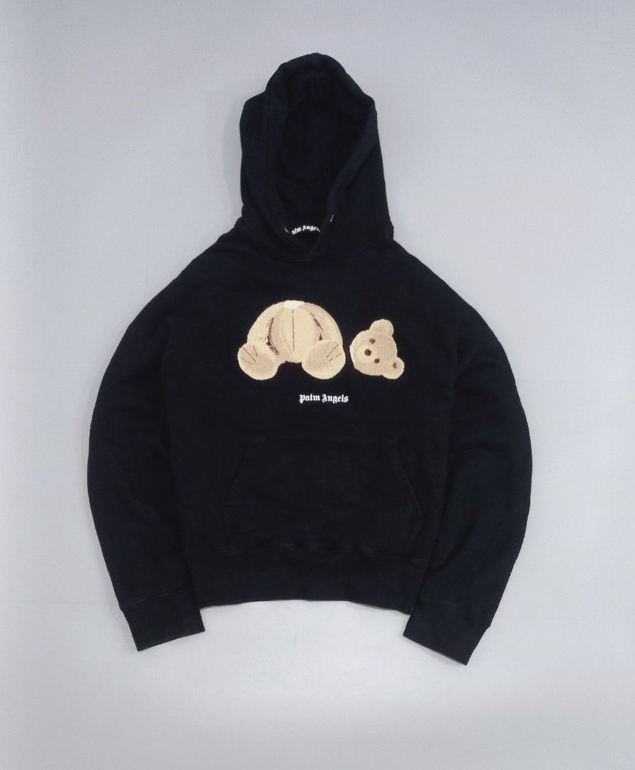 Palm Angels Black Bear Hoodie (Category: Hoodies) located in Cebu City. Submitted by MrLiks_123 (Listing ID 1463429093, Image 1). Description: Palm Angels-Kill The Bear Popover Hoodie 'Black' Authentic 📌 Size large Oversized boxy type Width 29 / length 29 " Heavyweight hoodie " Excellent color rate no faded 👌 No lace small scratch under hood "unnoticeable " Cebu Location Dm 🙇.