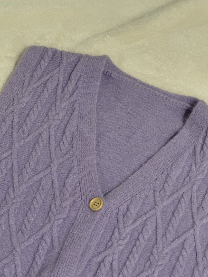 Pastel Purple Vest Top (Category: Others Tops) located in Bagac. Submitted by danicruz_ (Listing ID 1463481361, Image 2). Description: - Pastel purple vest top - Slightly used - Size medium to large .