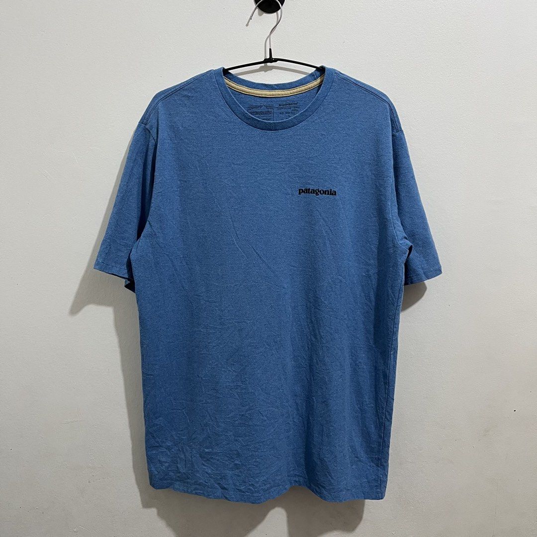 PATAGONIA RESPONSIBILI TEE (Category: Tshirts & Polo Shirts ) located in Sipalay. Submitted by trustmeyoullbefine (Listing ID 1463390725, Image 1). Description: Size medium 21W 28L Issue: cut tag, crack prints sa back check pic Already wash Color rate 9.5/10.