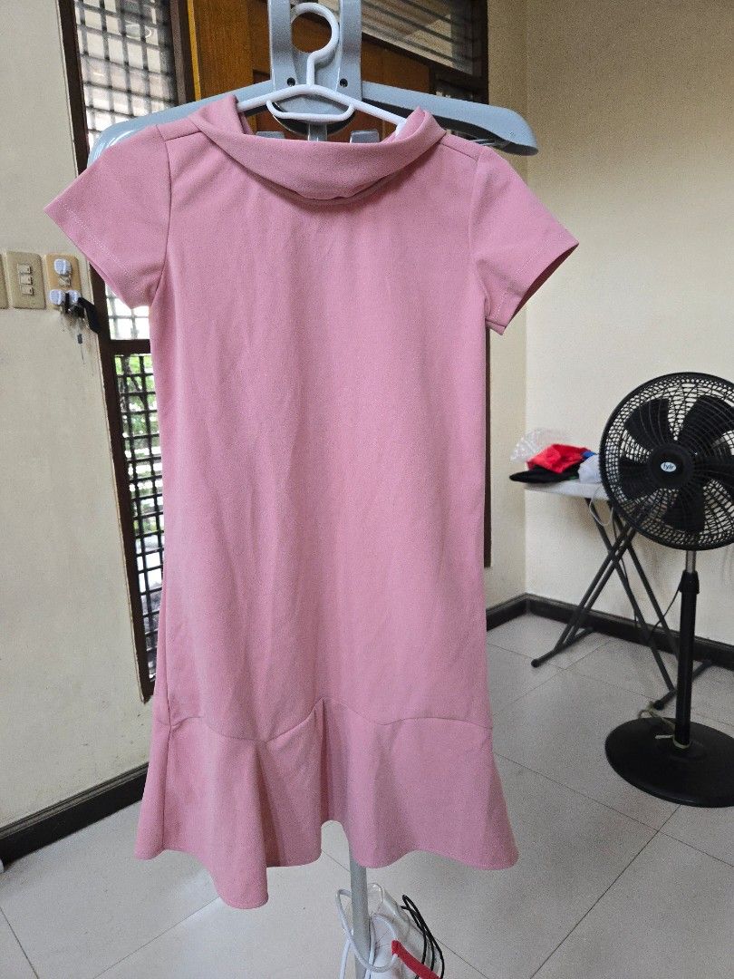 pd&co pink dress (Category: Dresses) located in Manila. Submitted by thewalkingmuse (Listing ID 1463481102, Image 1). Description: no stains or holes. in good 7/10 condition.