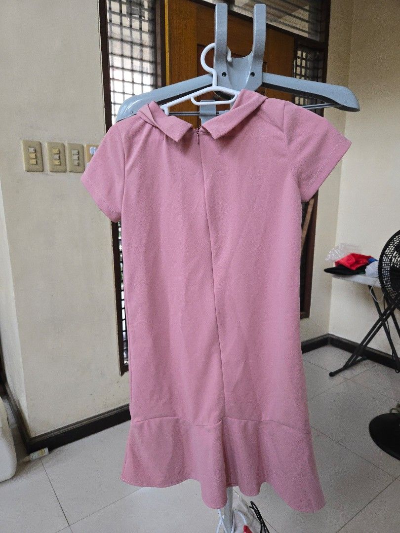 pd&co pink dress (Category: Dresses) located in Manila. Submitted by thewalkingmuse (Listing ID 1463481102, Image 2). Description: no stains or holes. in good 7/10 condition.