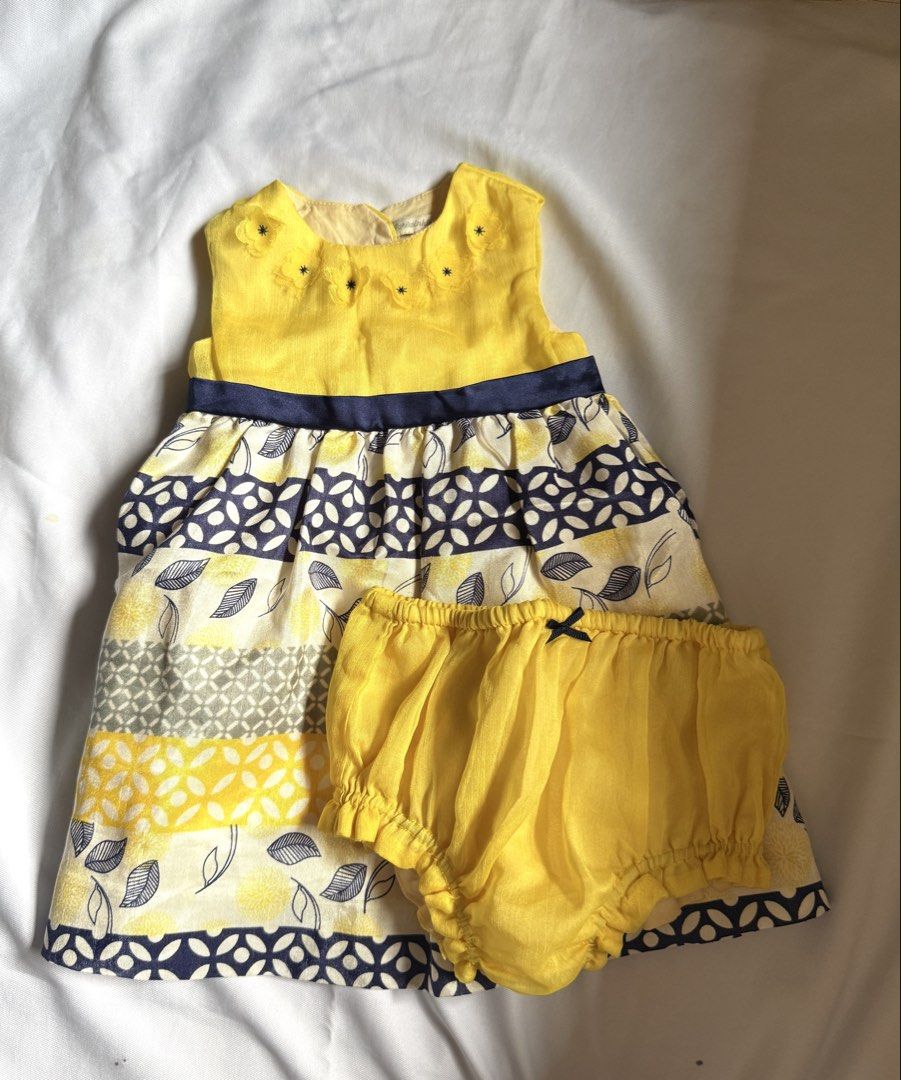 Periwinkle dress (Category: Babies & Kids Fashion) located in Cabuyao City. Submitted by yojenial025 (Listing ID 1463345939, Image 3). Description: Periwinkle yellow dress (6M on tag) Periwinkle red dress (1Y) Peppermind blue dress (1T) Take all 1000 350each.