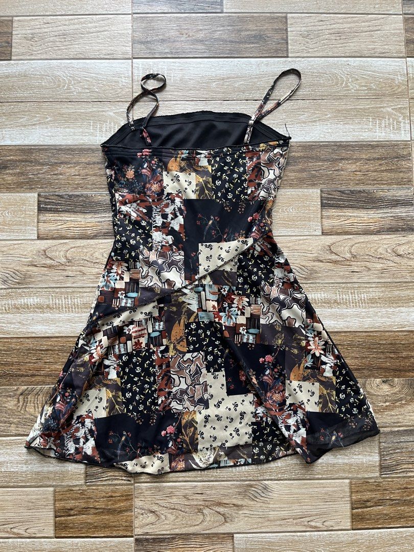 Personal Use: Print Cami Dress (Category: Dresses) located in Andop. Submitted by y2k.byac (Listing ID 1463350735, Image 2). Description: XS ON TAG 📍Davao city Can ship via.J&T/LBC.