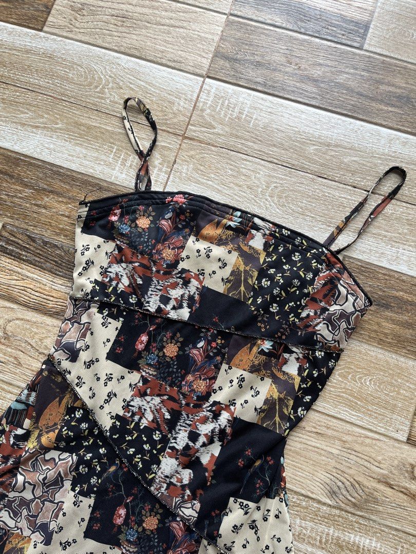 Personal Use: Print Cami Dress (Category: Dresses) located in Andop. Submitted by y2k.byac (Listing ID 1463350735, Image 3). Description: XS ON TAG 📍Davao city Can ship via.J&T/LBC.