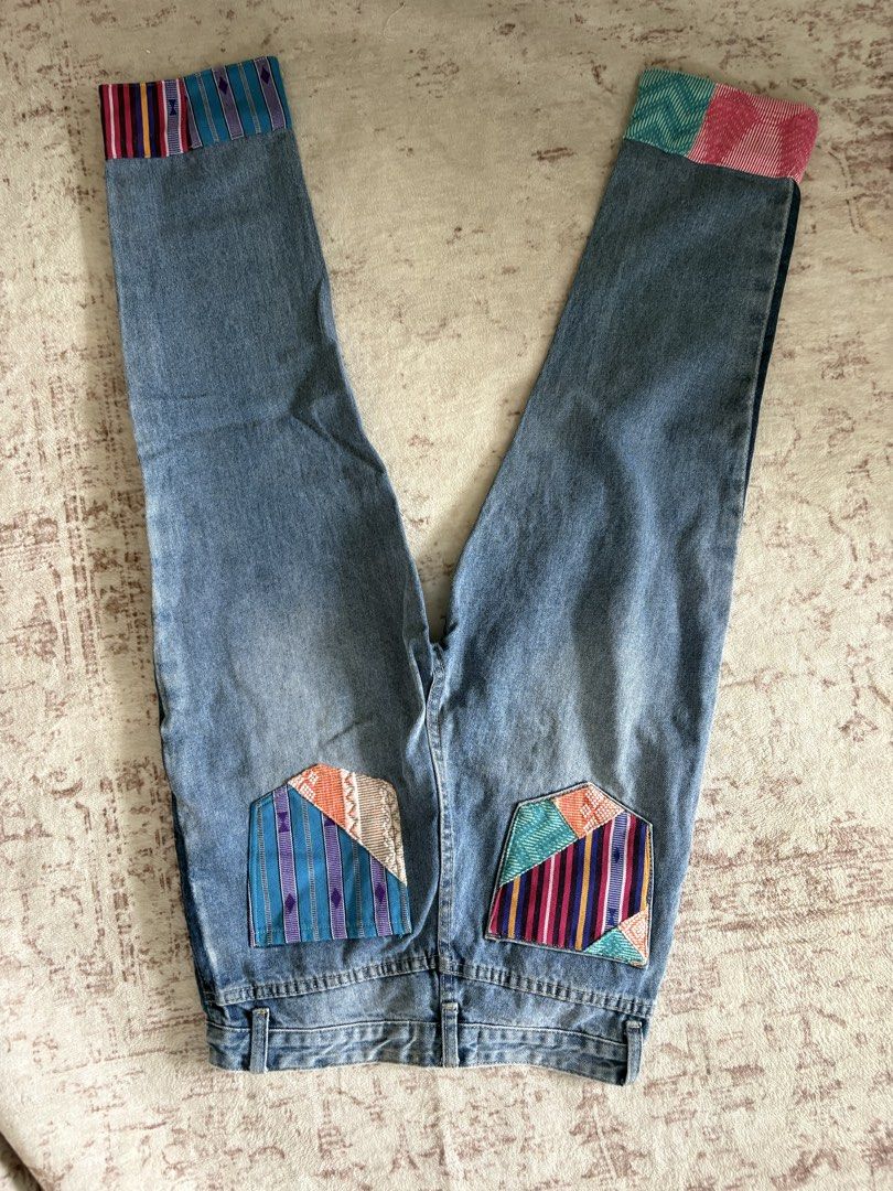 PIopio Jeans with Patchwork Details (Category: Jeans) located in Muntinlupa City. Submitted by prebynik (Listing ID 1463395627, Image 2). Description: - Cool denim jeans from PIopio - Unique patchwork designs on pockets and hems - Straight leg cut - Made in the Philippines - Perfect for adding flair to your outfit.