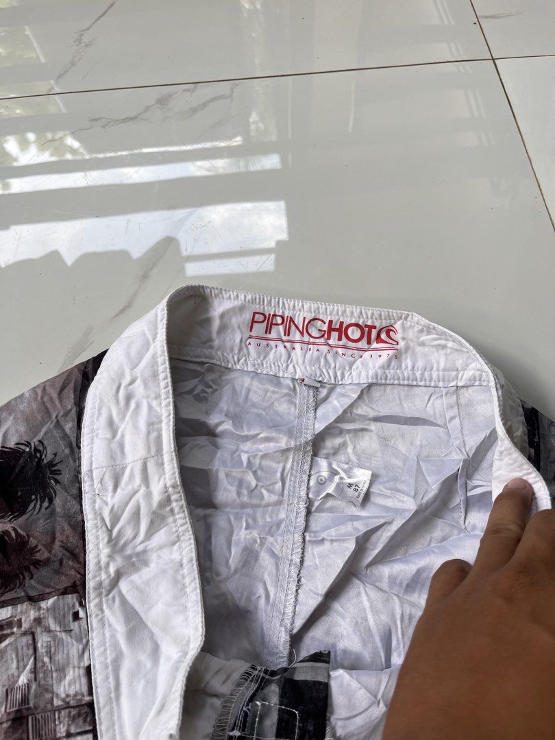 PIPINGHOT (Category: Swim Trunks & Board Shorts) located in Tabogon. Submitted by offtherack.1 (Listing ID 1463415623, Image 3). Description: No issue dimes:34x19.