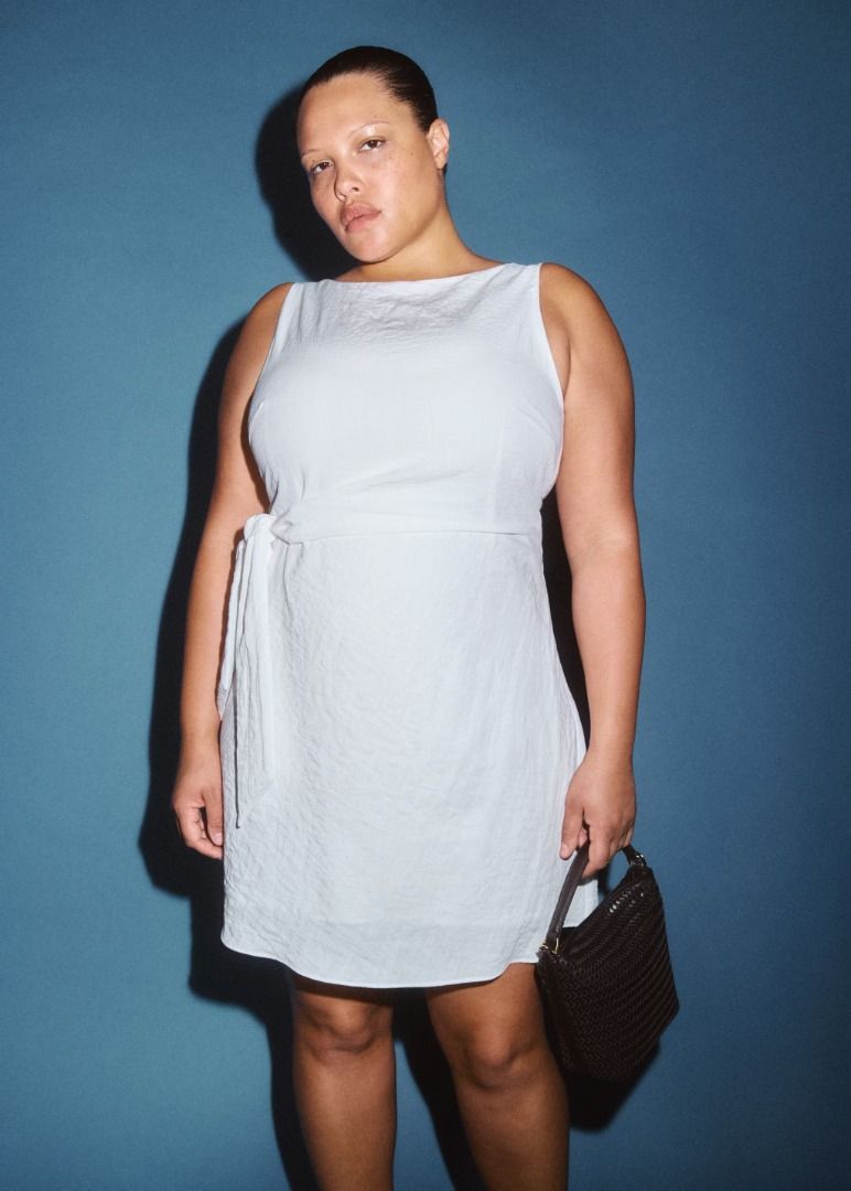 Plus Size White Mango Dress (Category: Dresses) located in San Jose del Monte. Submitted by madamegazelle (Listing ID 1463552187, Image 2). Description: Plus Size White Mango Dress Brand new with tag Size 4XL Bought the wrong size for me.