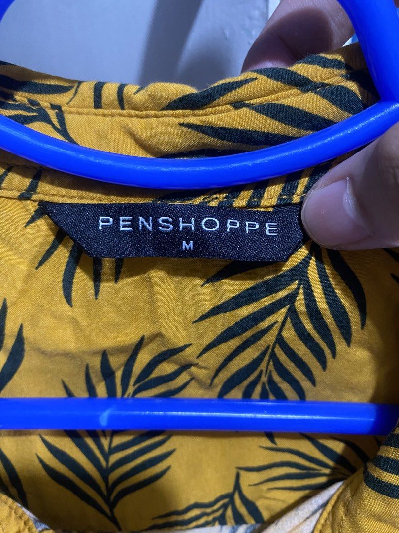 Polo Shirt Resort (Category: Tshirts & Polo Shirts ) located in Rizal. Submitted by kenrick_2003 (Listing ID 1463442102, Image 3). Description: Penshoppe Size: Medium Measurements Length: 27 Width: 22 Condition: Like new.