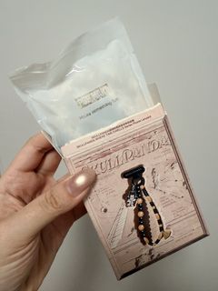 （分類：）位於 。 由 edelweiss_lovemakeup 提交（商品編號 1463485632，圖片 1）。簡介： 。