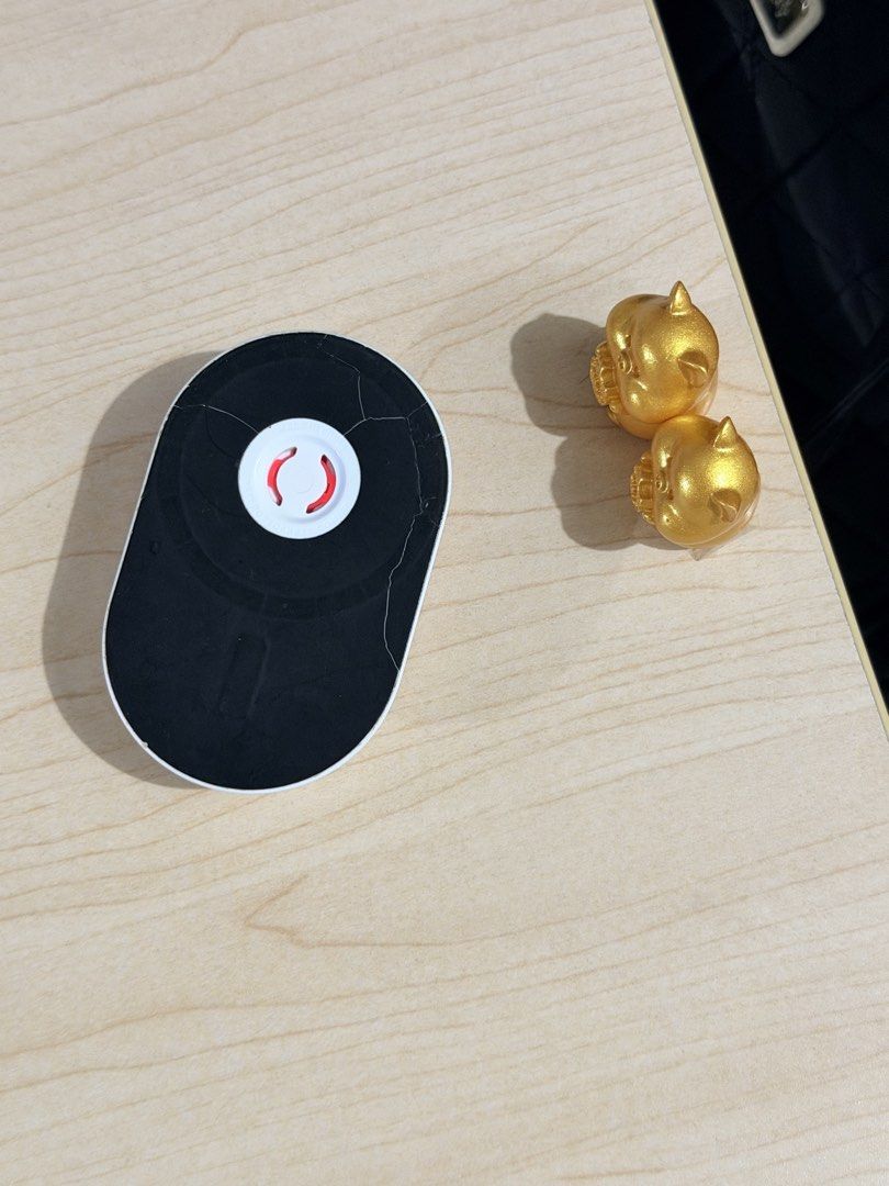 Popsocket Magsafe Phone Grip Stand (Category: Other Mobile & Gadget Accessories) located in Mandaluyong City. Submitted by denissearci (Listing ID 1463434908, Image 3). Description: Authentic Popsocket.