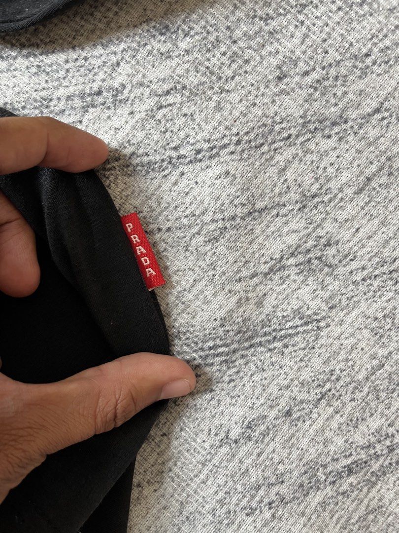 PRADA (Category: Longsleeves) located in Manila. Submitted by lesterrrrrr (Listing ID 1463455667, Image 3). Description: .