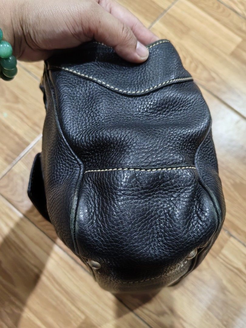 PRADA (Category: Shoulder Bags) located in Baguio. Submitted by curated_luxe_brandeds (Listing ID 1463469748, Image 3). Description: PRADA SEE PICS FOR DETAILS EXCELLENT CONDITION COLOR MAY VARY DUE TO LIGHTING MOP BDO /GCASH NO COD /COP.