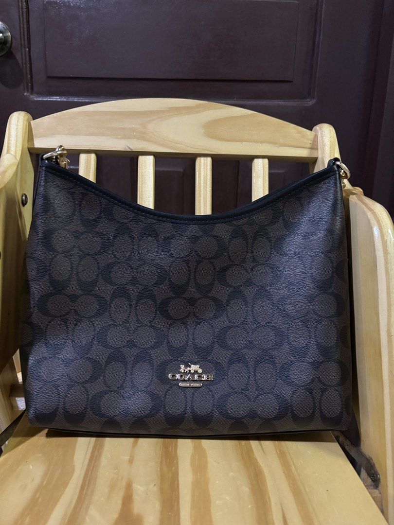 Preloved Bags✨ (Category: Shoulder Bags) located in Oton. Submitted by maizoom (Listing ID 1463364493, Image 3). Description: Coach not guaranteed aunthentic MK orig 2K each bag last price posted no haggling .
