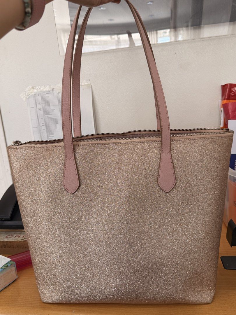 Preloved for sale (Category: Tote Bags) located in Cabanatuan. Submitted by closet-loop (Listing ID 1463352936, Image 2). Description: Kate Spade -Joeley Glitter -Lightly Used.