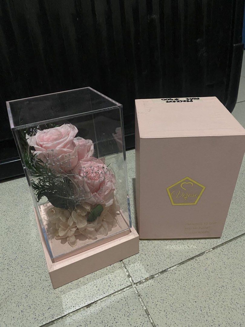 Preserved Rose (pink) (Category: Flowers & Bouquets) located in Manila. Submitted by sapworks.ph (Listing ID 1463499684, Image 1). Description: .
