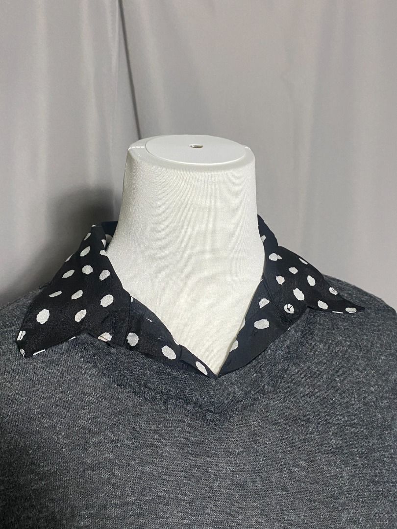 Printed twofer sweater (Category: Longsleeves) located in Las Pinas. Submitted by ipickyou (Listing ID 1463475111, Image 3). Description: Unwashed 𝗠𝗲𝗮𝘀𝘂𝗿𝗲𝗺𝗲𝗻𝘁𝘀 𝘄𝗵𝗲𝗻 𝗹𝗮𝗶𝗱 𝗳𝗹𝗮𝘁: -Shoulder to shoulder: 15” -Armpit to armpit: 19 1/2” -Length: 26” .