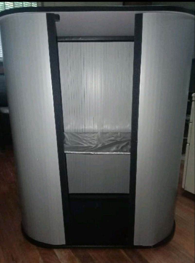 PROMO COUNTER (Category: Home Improvement Tools & Accessories) located in Quezon City. Submitted by teuz.ent1 (Listing ID 1463340702, Image 2). Description: 𝐏𝐑𝐎𝐌𝐎 𝐂𝐎𝐔𝐍𝐓𝐄𝐑 • 65" x 35.5" • Hard Plastic w/ Velcro • with Bag • Wrapped around the Table • Easy to carry (bring wherever you go and whenever you want!).
