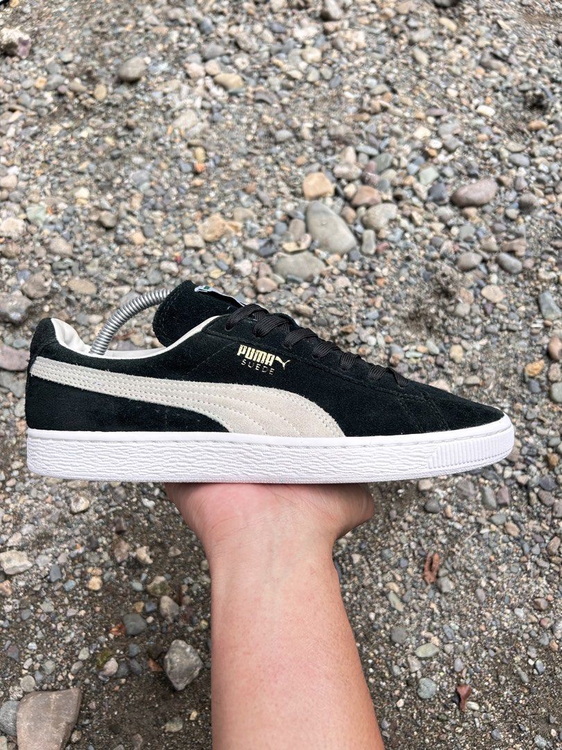 PUMA SUEDE CLASSIC ‘BLACK / WHITE’ (Category: Sneakers) located in Cabanatuan. Submitted by thriftttttt (Listing ID 1463408360, Image 2). Description: .